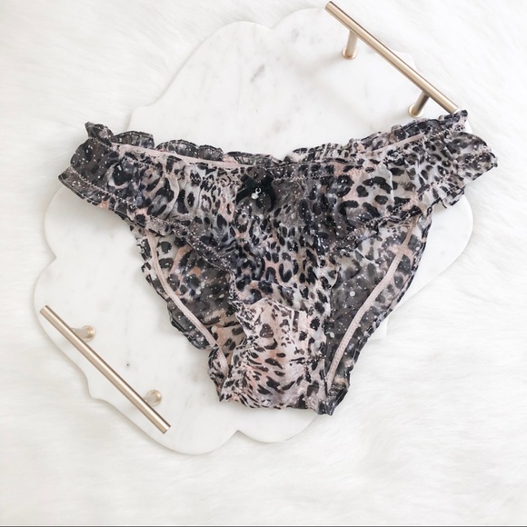 Victoria Secret Leopard Print Camisole Set - Picture 6 of 7